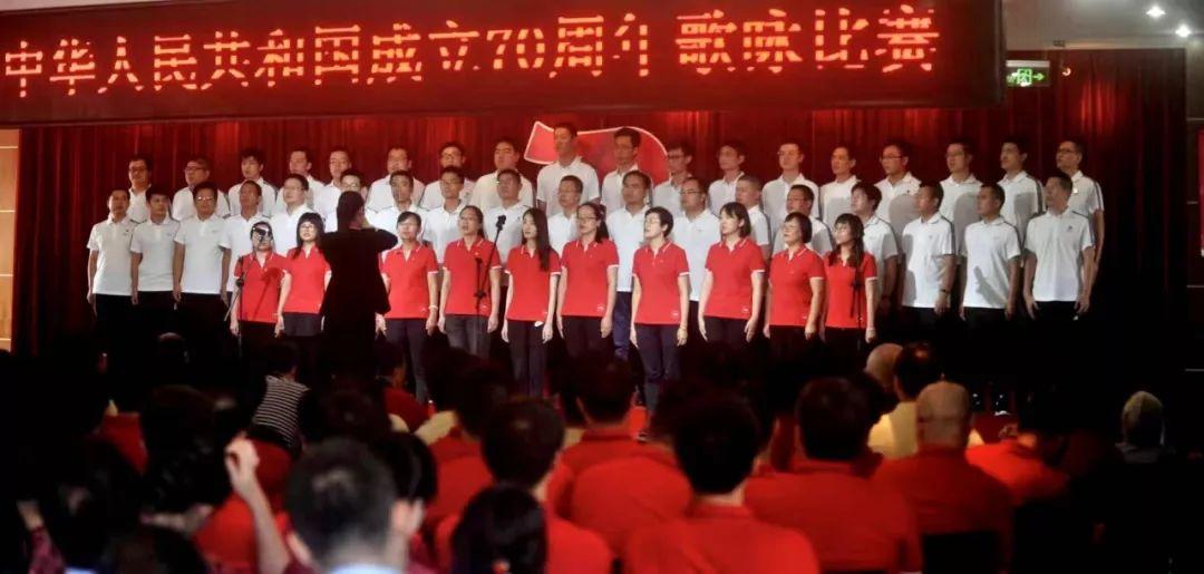 钢化玻璃为什么会起雾？